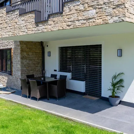 아파트 Luxury Hollersbach 2 *